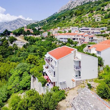 Villa Kosa Brela Rom bilde