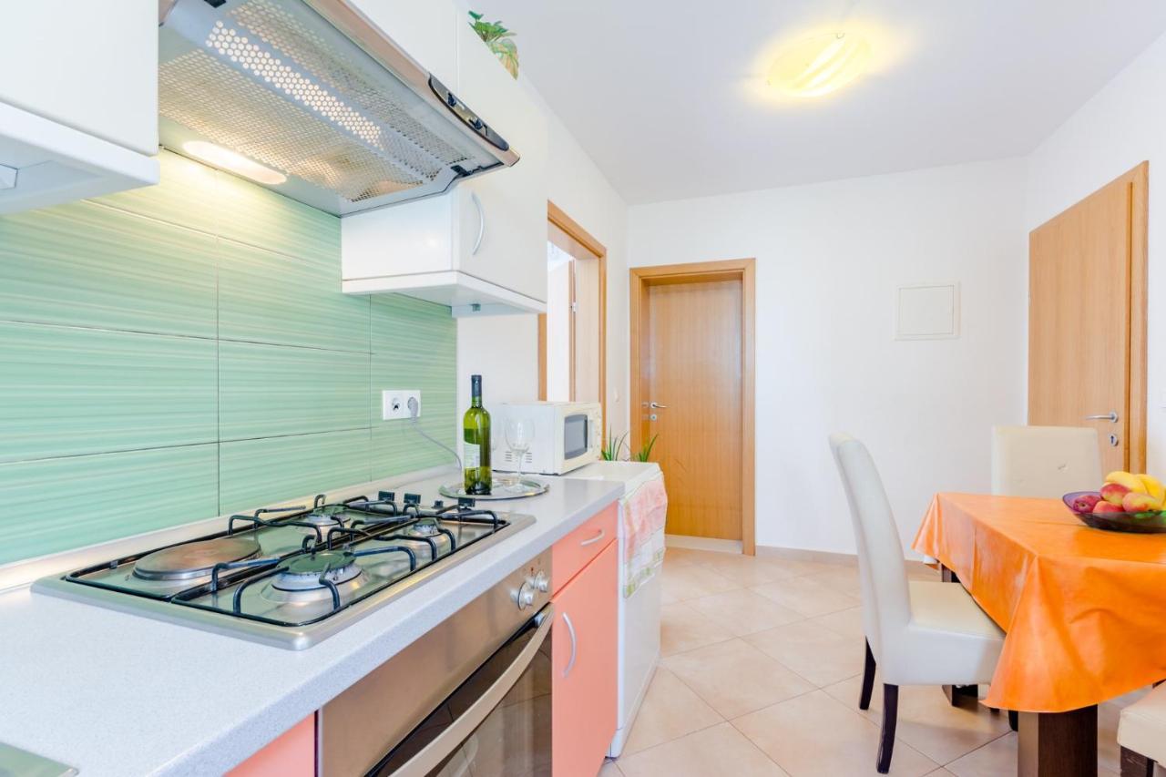 Villa Kosa Brela Rom bilde