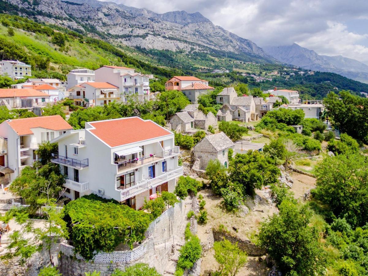 Villa Kosa Brela Rom bilde
