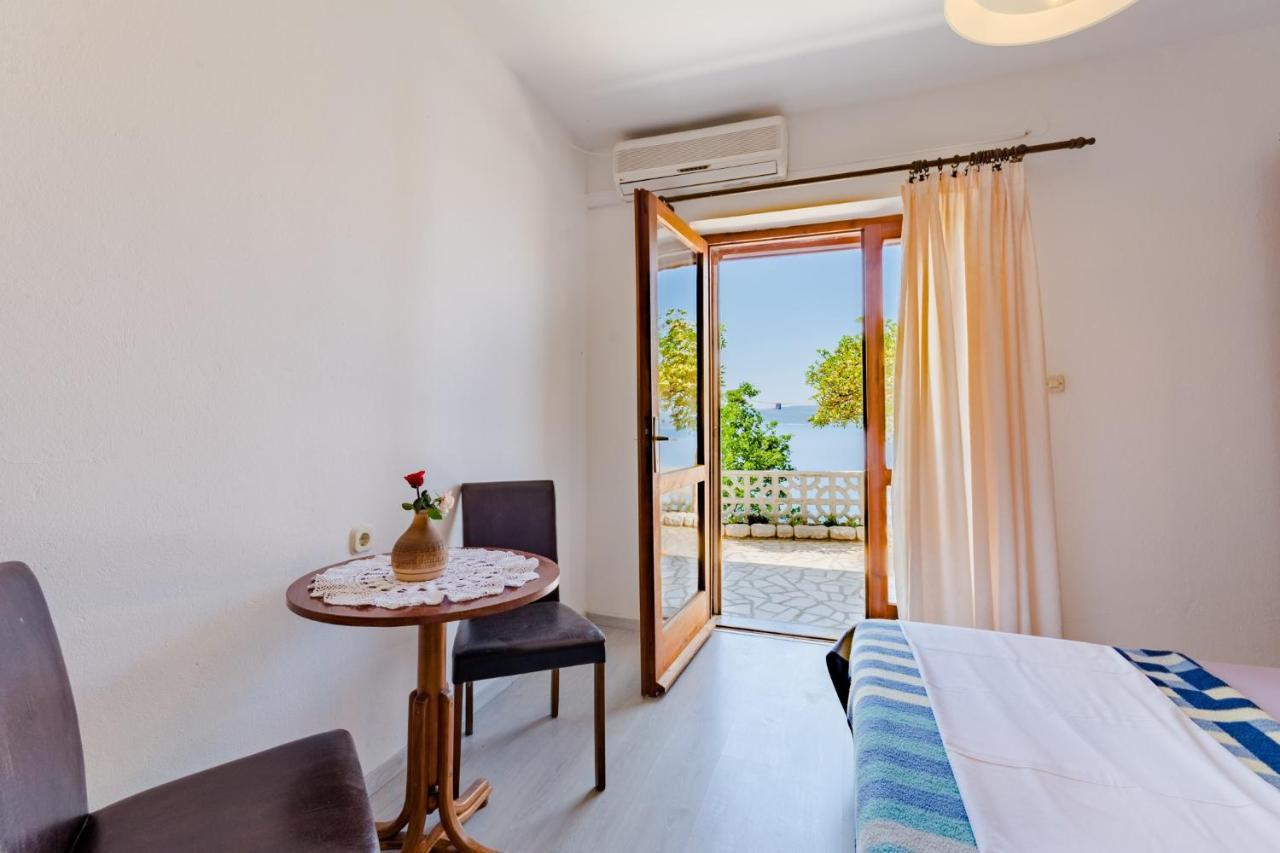 Villa Kosa Brela Rom bilde