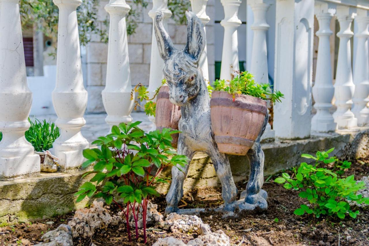 Villa Kosa Brela Rom bilde