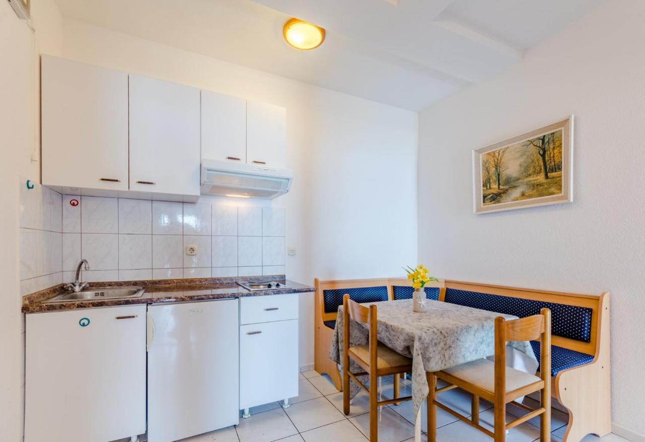 Villa Kosa Brela Rom bilde