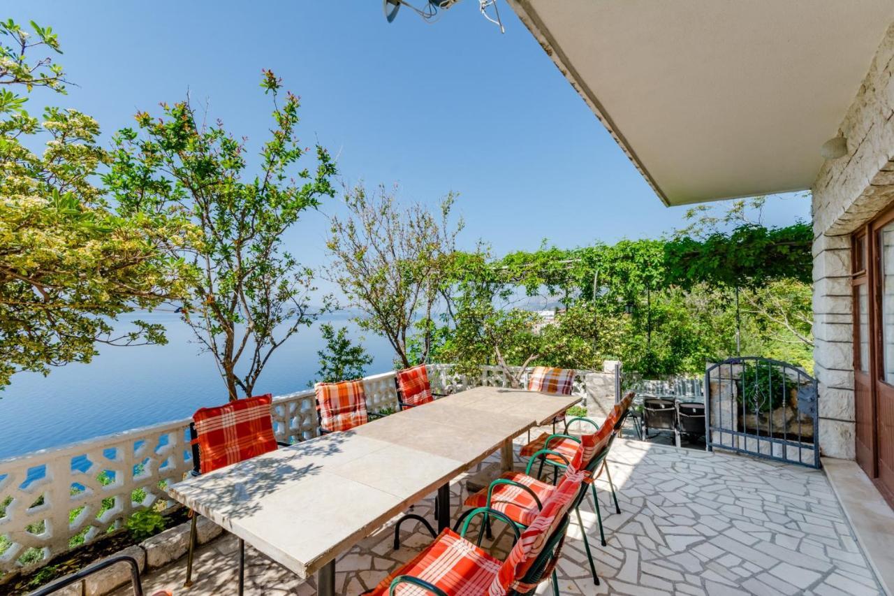 Villa Kosa Brela Rom bilde