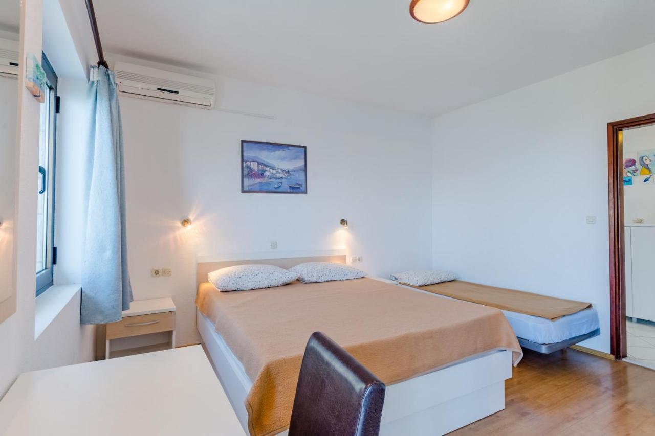 Villa Kosa Brela Rom bilde