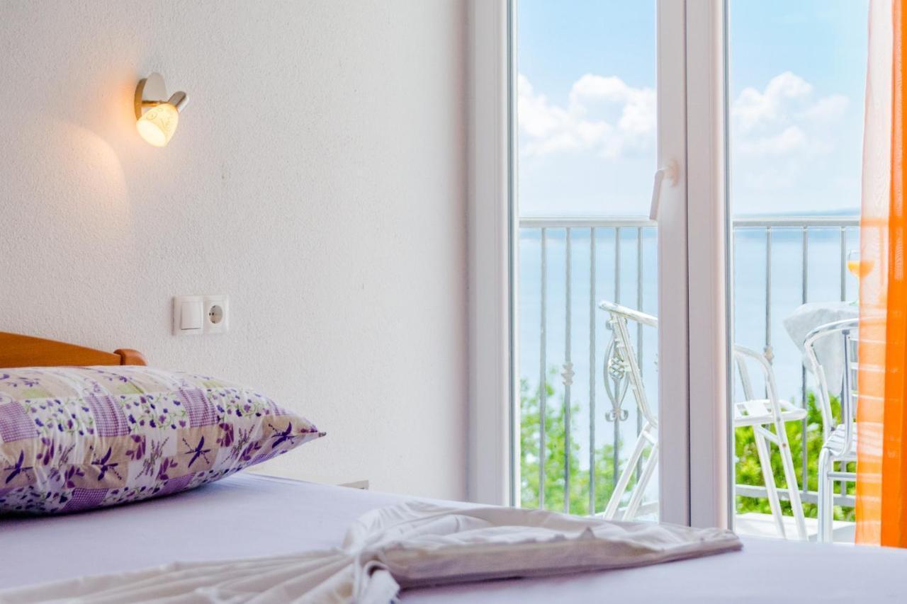 Villa Kosa Brela Rom bilde