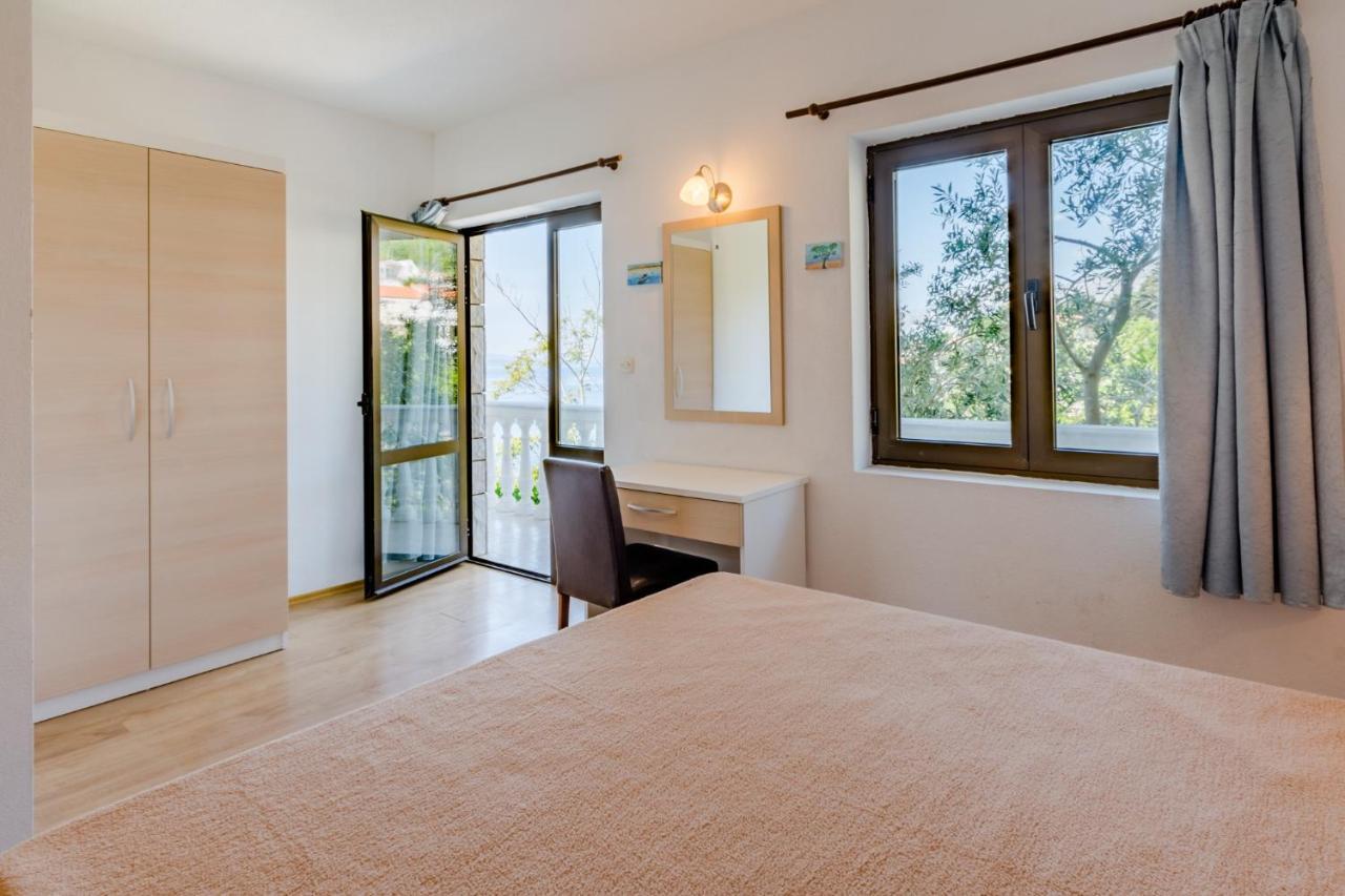Villa Kosa Brela Rom bilde