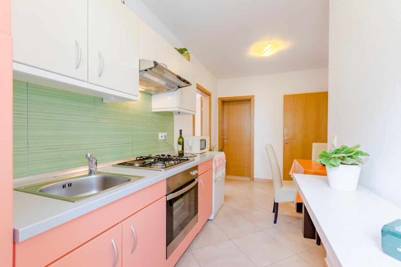 Villa Kosa Brela Rom bilde