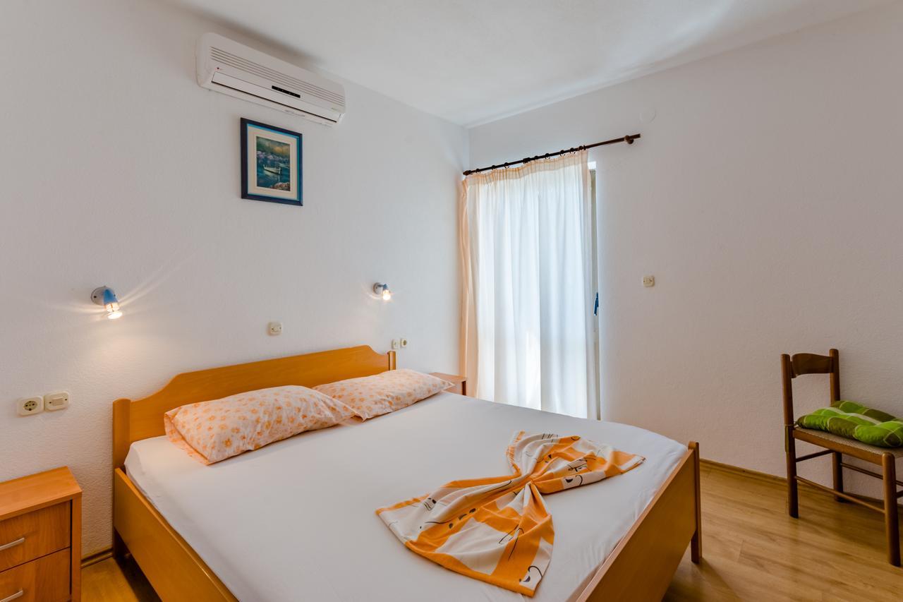 Villa Kosa Brela Rom bilde